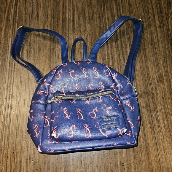 Disney Loungefly Mulan Mushu Mini Backpack with Zipper Charm Super Adorable - Picture 1 of 7